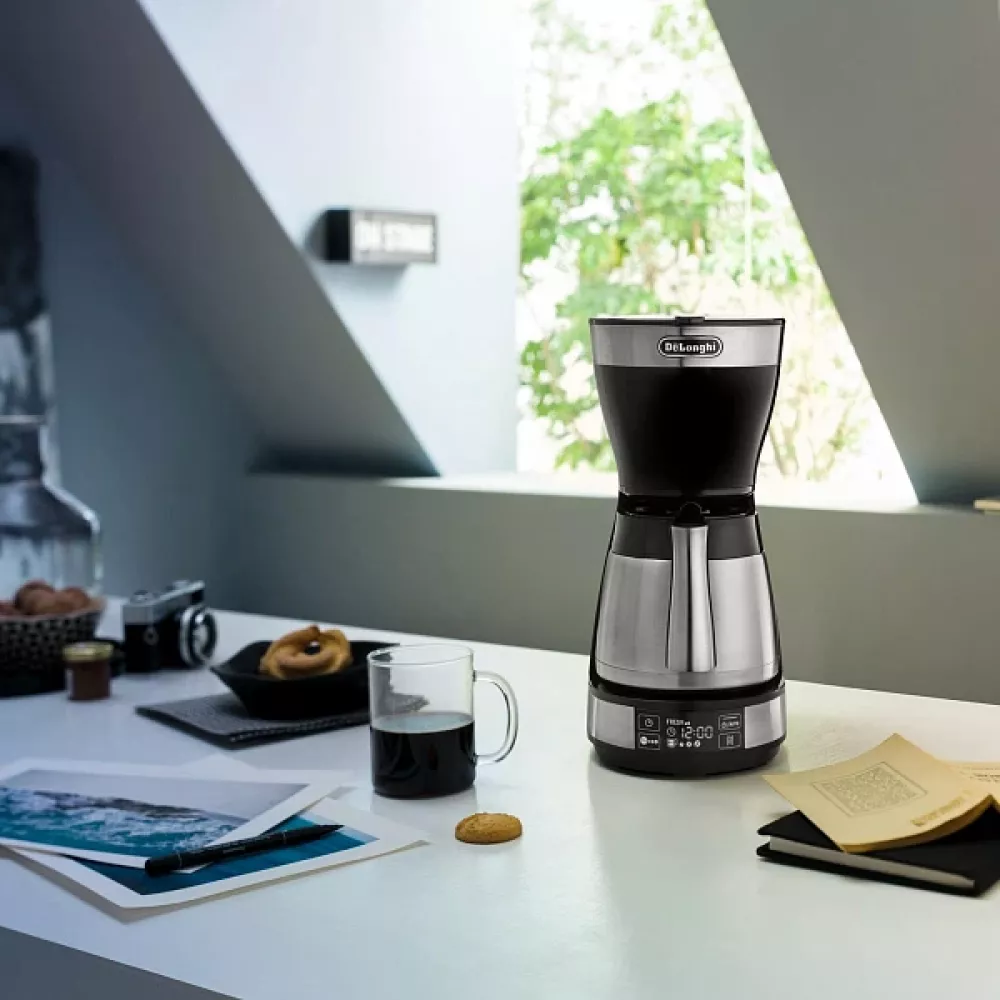 Капельная кофеварка DeLonghi ICM16731