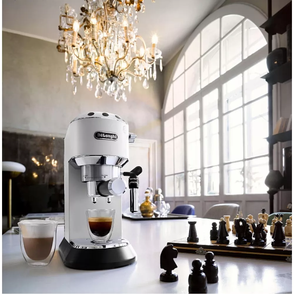 DeLonghi кофеварка EC685.W EX:4
