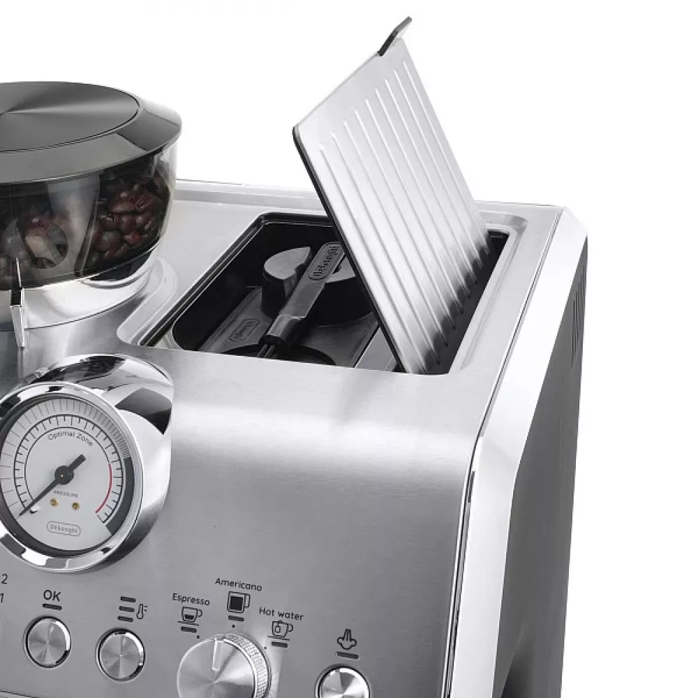 Рожковая кофеварка DeLonghi EC9155.MB