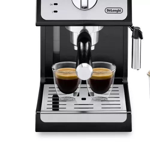 Рожковая кофеварка DeLonghi ECP33.21.BK