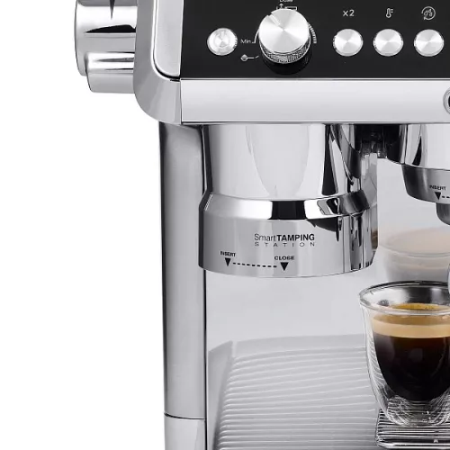 Рожковая кофеварка DeLonghi EC9865.M