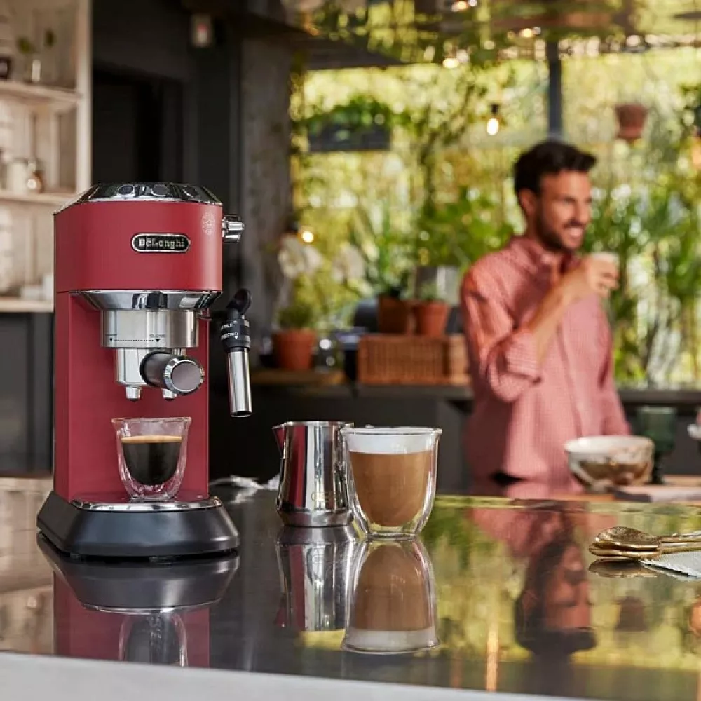 Рожковая кофеварка DeLonghi EC685.R EX:4